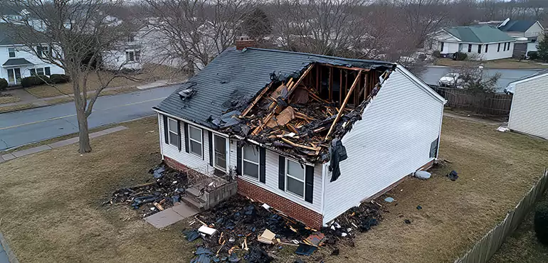 Why Choose Us for Selling Damaged House in Santa Clarita, CA?