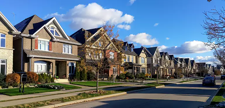 Why Choose Us for Selling Your Foreclosed House in Santa Clarita, CA?