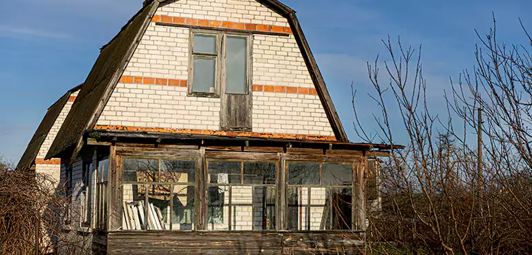 Own a Rental in Disrepair? We’ll Take It Off Your Hands in Santa Clarita