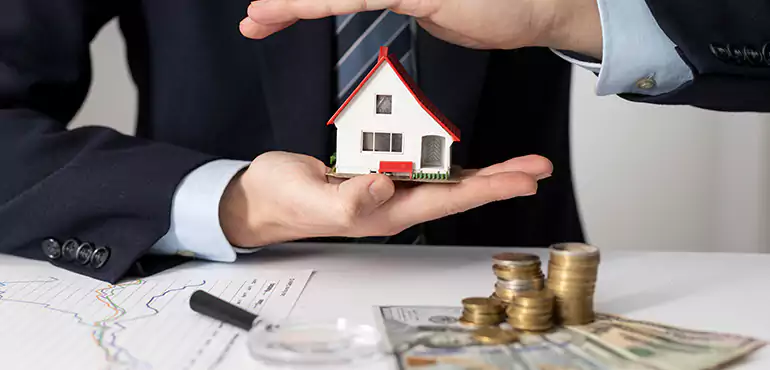 Who Do We Buy Houses From in Santa Clarita, CA?